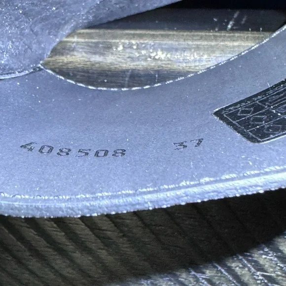 🐯Gucci Tiger Sandals 🐯 - Picture 7 of 9